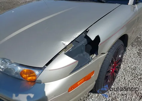 2002 Saturn S-Series Sl2 from USA, damaged, VIN 1G8ZK52782Z202215